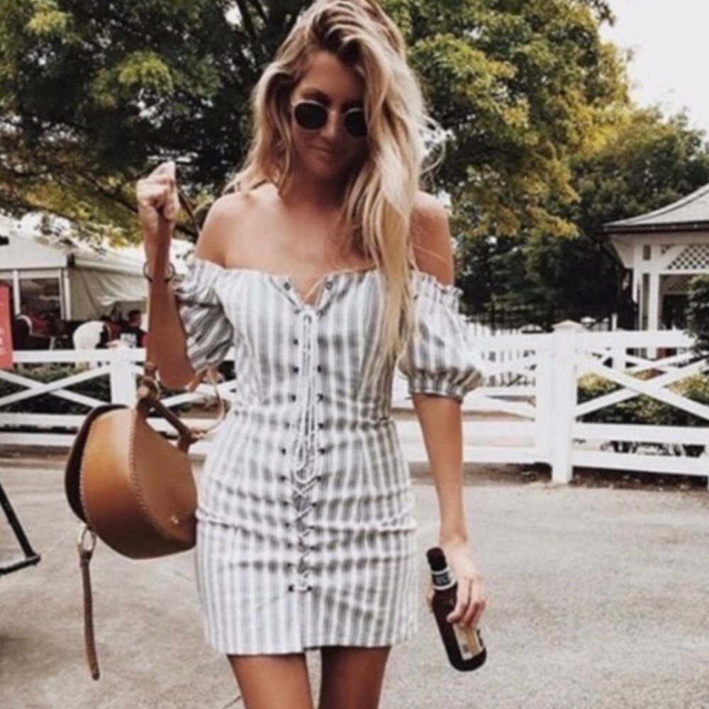 **LOOKING FOR** SCF Pamala Dress
